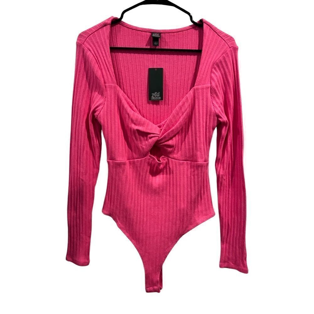Wild Fable Ribbed Twist Bust Pink BodysuitโSize L